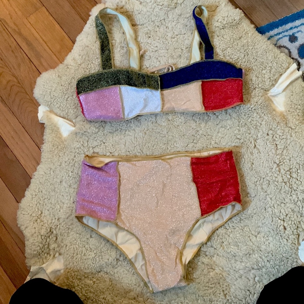 High waisted block patterns bikini with gold shimmer!